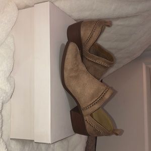 Qupid suede dress shoes